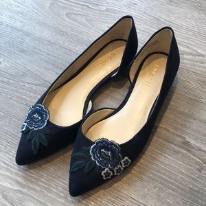 *NEW* Nine West blue suede flats - size 6US
